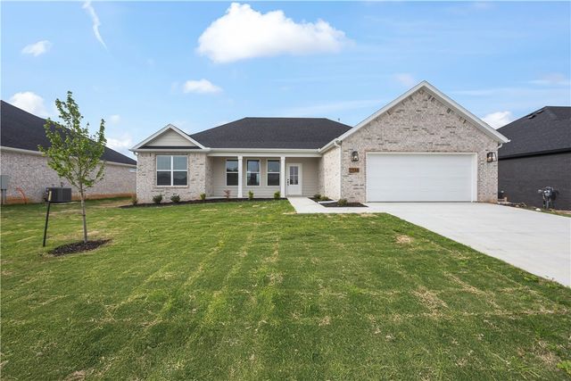 7833 Scenic Valley Avenue, Springdale, AR 72762