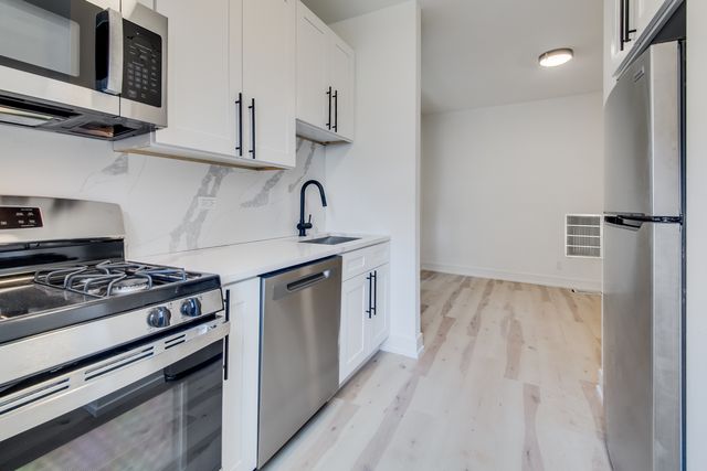 3050 W Cortland Street 103, Chicago, IL 60647