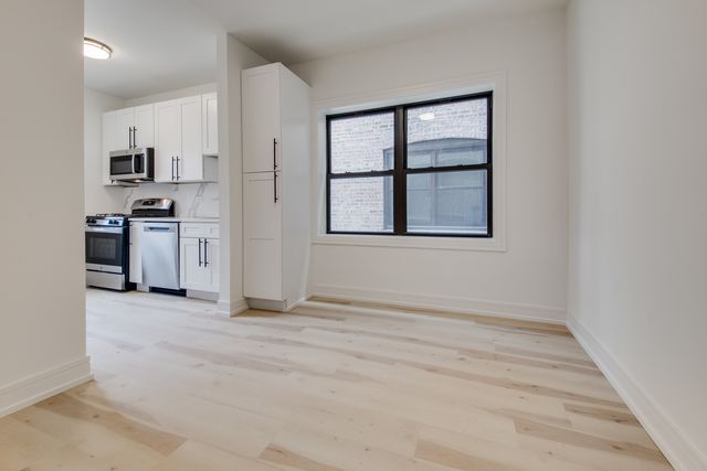 3050 W Cortland Street 103, Chicago, IL 60647