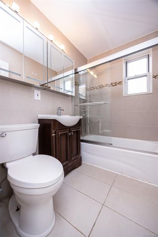 13835 Jewel Avenue 1A, Kew Garden Hills, NY 11367