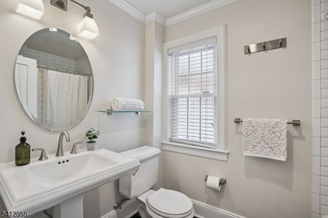 9 Harding Dr, South Orange Village Twp., NJ 07079