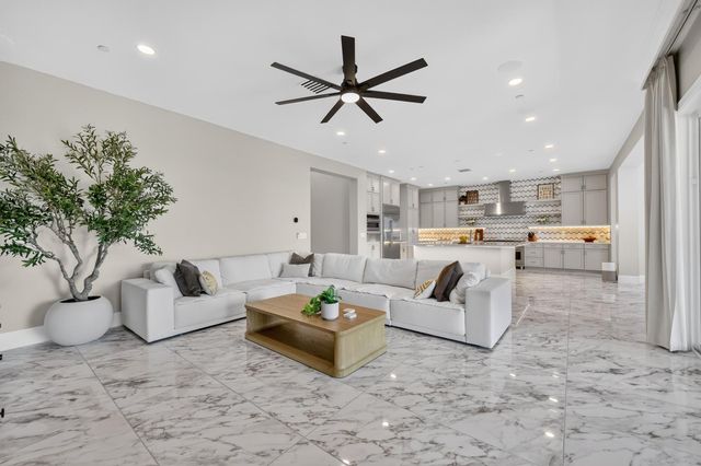 4621 Dehone Cir, Folsom, CA 95630