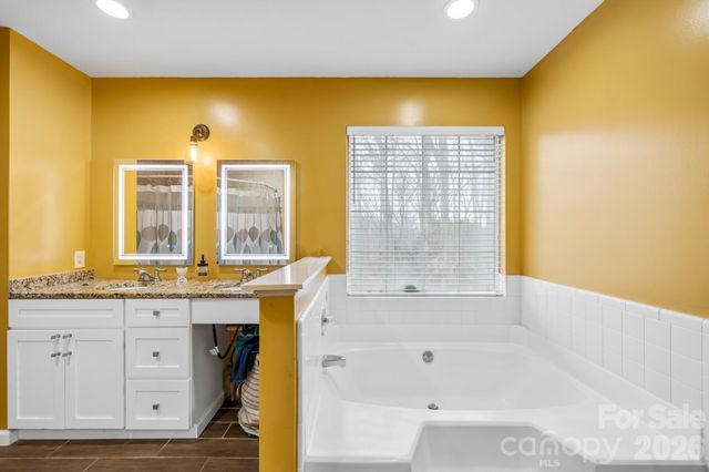 2503 Bushy Pine Court, Charlotte, NC 28273