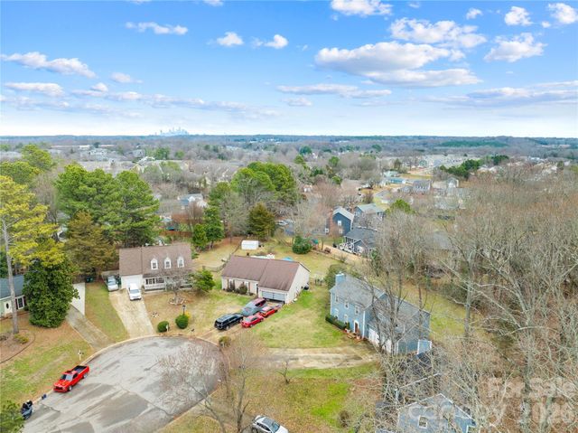 2503 Bushy Pine Court, Charlotte, NC 28273