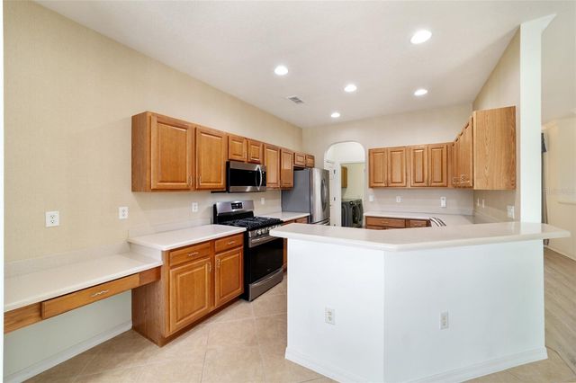 8907 SW 84TH CIRCLE, Ocala, FL 34481