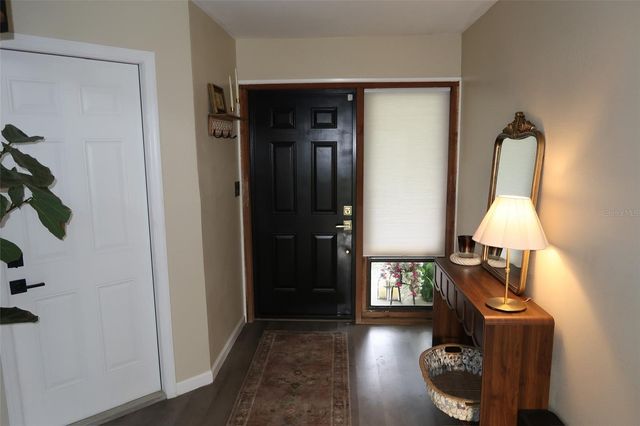 5945 VENETIAN BOULEVARD NE, St Petersburg, FL 33703