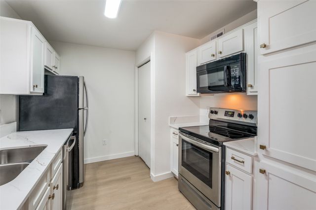 5550 Spring Valley Road D31, Dallas, TX 75254