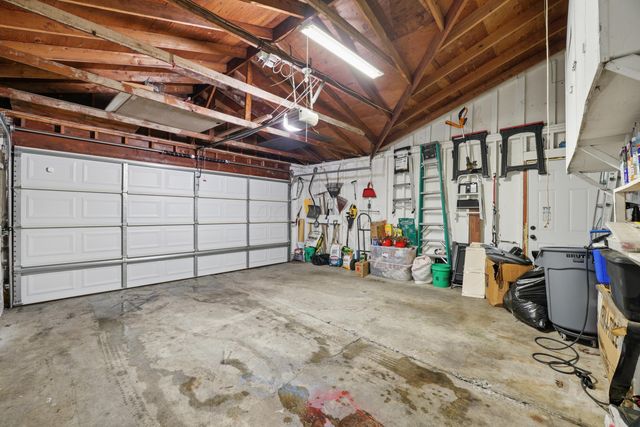 2081 Sharbot Drive, Columbus, OH 43229