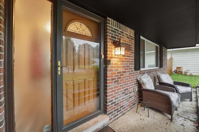 2081 Sharbot Drive, Columbus, OH 43229