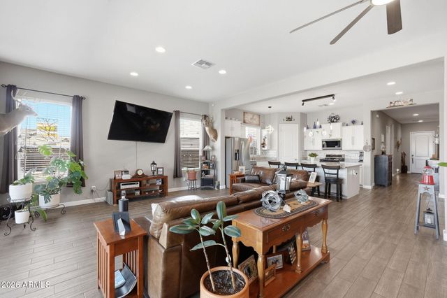 8570 W RUSHMORE Way, Florence, AZ 85132