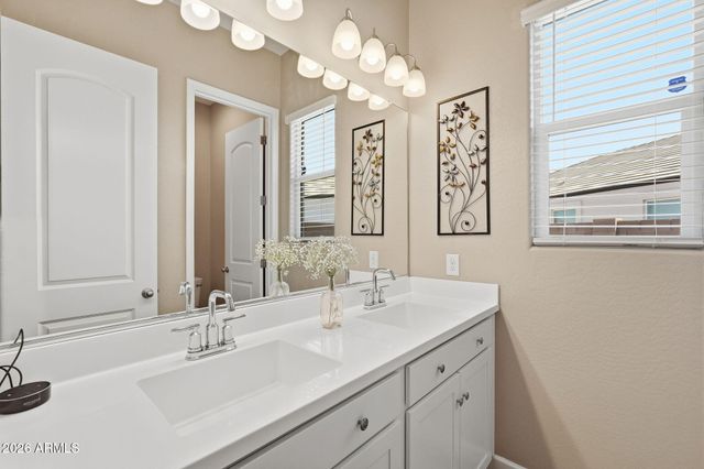 8570 W RUSHMORE Way, Florence, AZ 85132