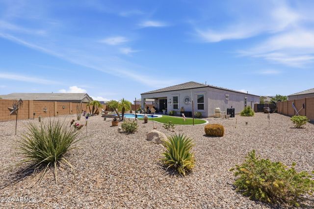 8570 W RUSHMORE Way, Florence, AZ 85132