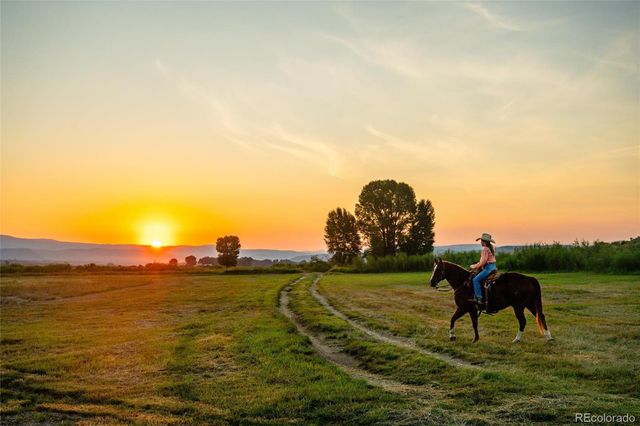 1853 County Road 33, Kremmling, CO 80459