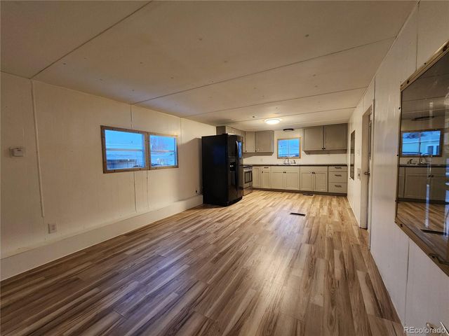 729 17th Avenue, Longmont, CO 80501