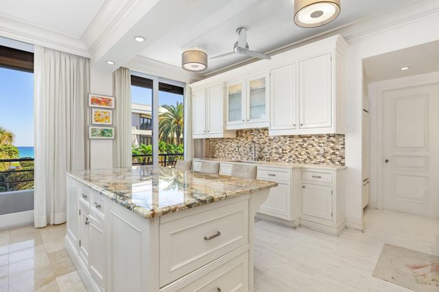 120 Sunset Avenue W 3 D, Palm Beach, FL 33480