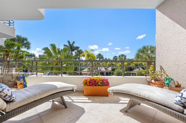 120 Sunset Avenue W 3 D, Palm Beach, FL 33480