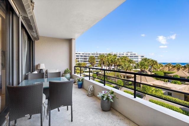 120 Sunset Avenue W 3 D, Palm Beach, FL 33480