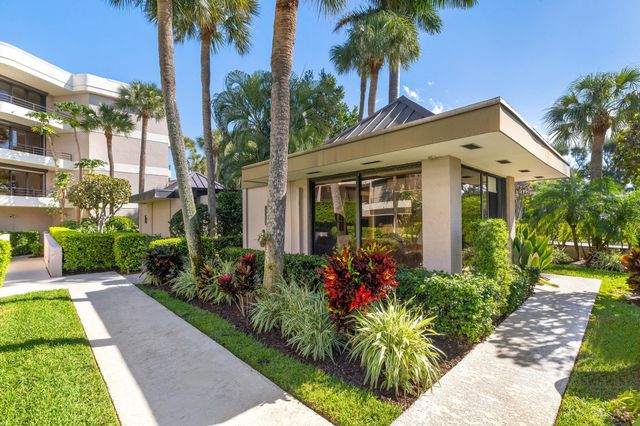 120 Sunset Avenue W 3 D, Palm Beach, FL 33480