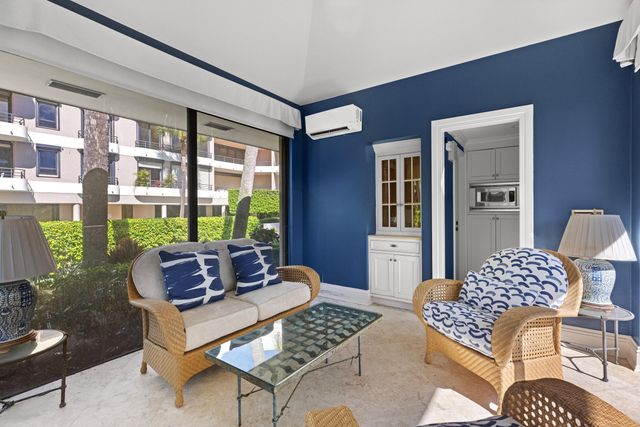 120 Sunset Avenue W 3 D, Palm Beach, FL 33480