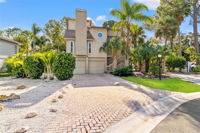 720 NATALIE LANE, Palm Harbor, FL 34683