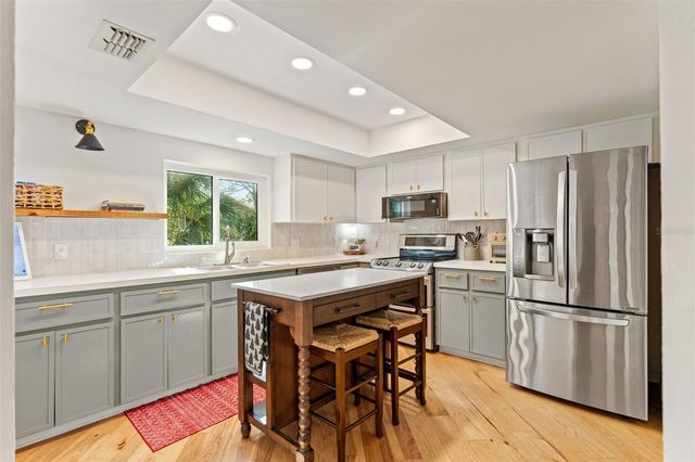 720 NATALIE LANE, Palm Harbor, FL 34683