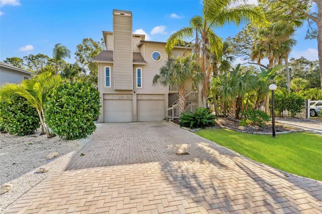 720 NATALIE LANE, Palm Harbor, FL 34683