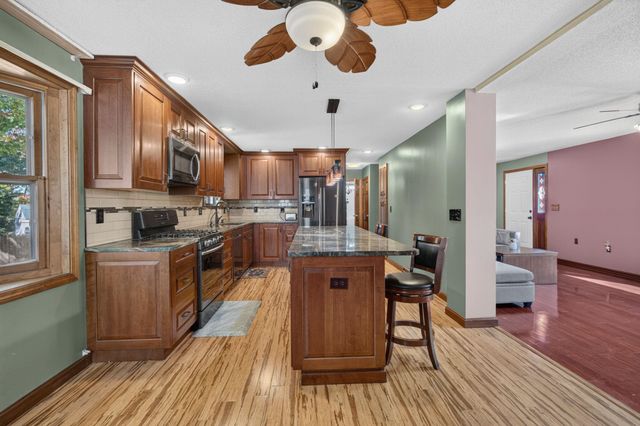 21 Clearview Drive, Nashua, NH 03062