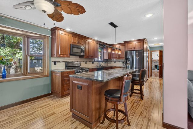 21 Clearview Drive, Nashua, NH 03062