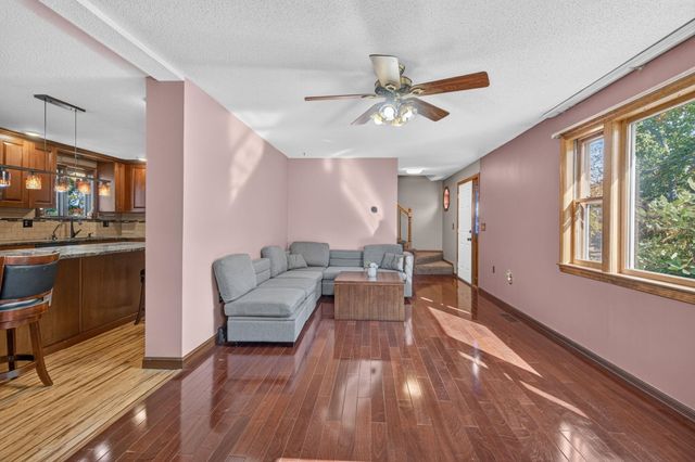 21 Clearview Drive, Nashua, NH 03062