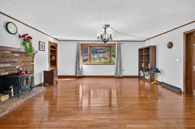 21 Clearview Drive, Nashua, NH 03062