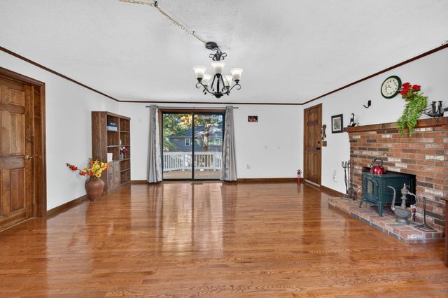 21 Clearview Drive, Nashua, NH 03062