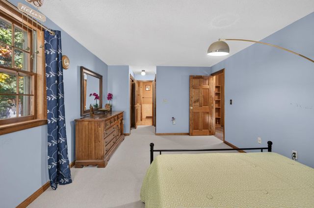 21 Clearview Drive, Nashua, NH 03062