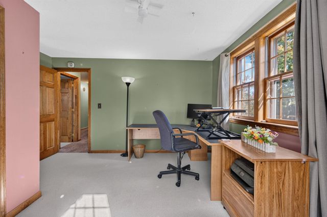 21 Clearview Drive, Nashua, NH 03062