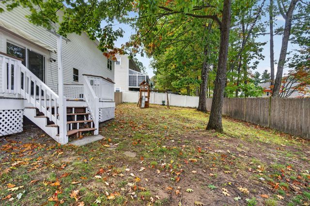 21 Clearview Drive, Nashua, NH 03062