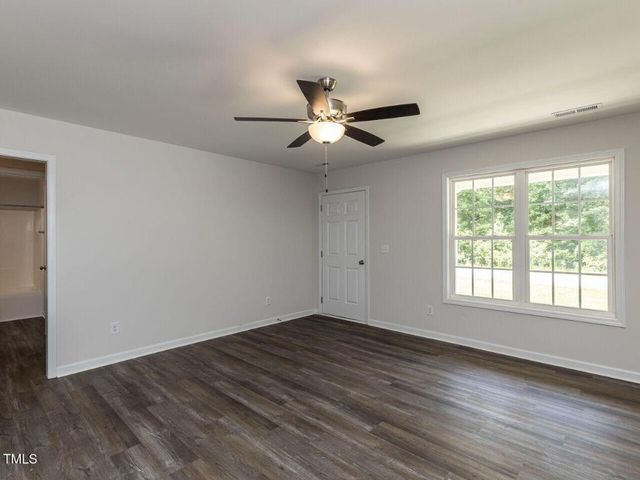 381 Gray Ghost Street, Benson, NC 27504