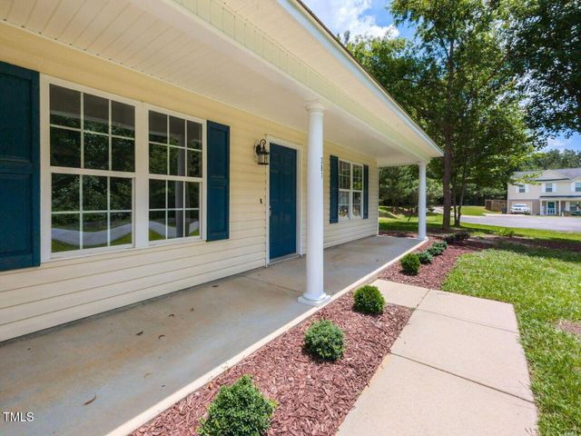 381 Gray Ghost Street, Benson, NC 27504