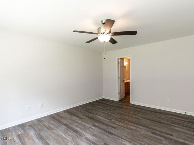 381 Gray Ghost Street, Benson, NC 27504