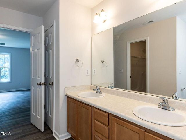 381 Gray Ghost Street, Benson, NC 27504