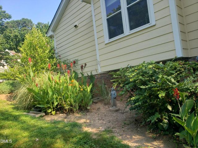 1424 Mapleside Court, Raleigh, NC 27609