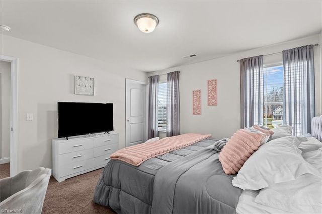 2556 Mossy Meadow Trail, Kernersville, NC 27284