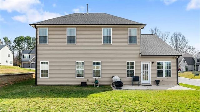 2556 Mossy Meadow Trail, Kernersville, NC 27284