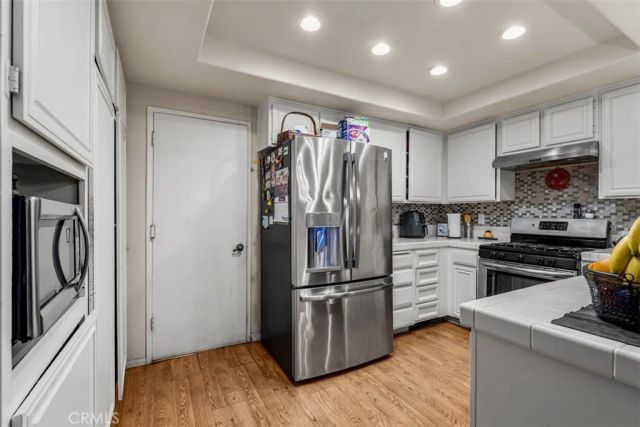 2502 N Tustin C, Santa Ana, CA 92705