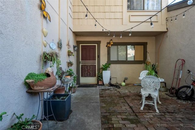 2502 N Tustin C, Santa Ana, CA 92705