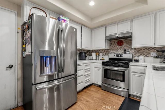 2502 N Tustin C, Santa Ana, CA 92705