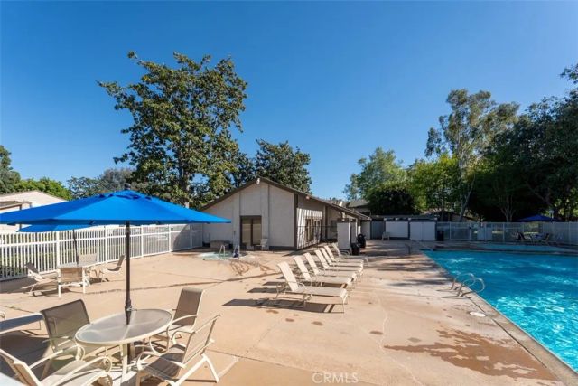 2502 N Tustin C, Santa Ana, CA 92705