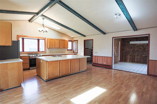 804 Valley View Drive, River Falls, WI 54022