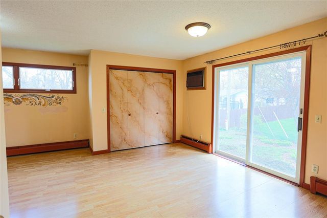 804 Valley View Drive, River Falls, WI 54022