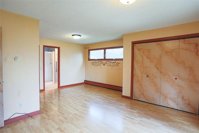 804 Valley View Drive, River Falls, WI 54022