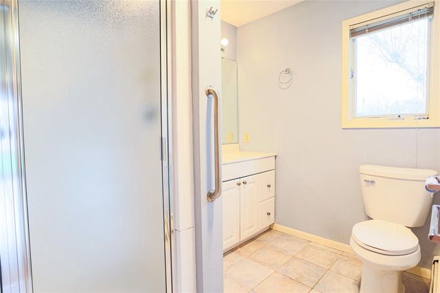 804 Valley View Drive, River Falls, WI 54022