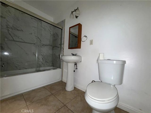 4118 E. San Vincente St., Compton, CA 90221